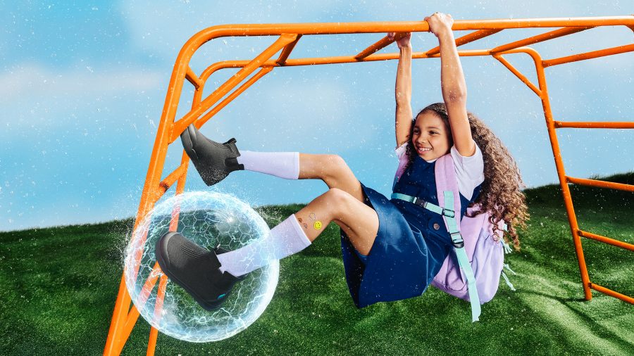 VESSI_9090_FINAL_20250605-VM-Vessi-Day_1-Shot_09-Monkey_Bars-20783 copy